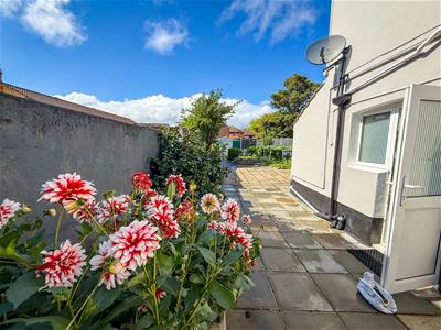 ALTERNATE VIEW OF GARDEN